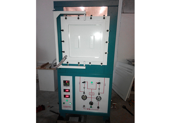 小型真空箱式炉